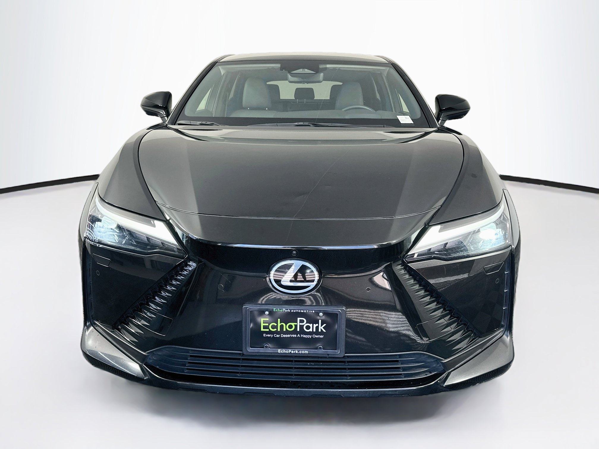 Used 2023 Lexus RZ 450e Premium w/ Technology Package AWD/4WD image 2