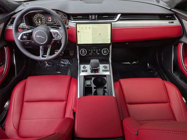 Certified 2024 Jaguar XF R-Dynamic SE image 19