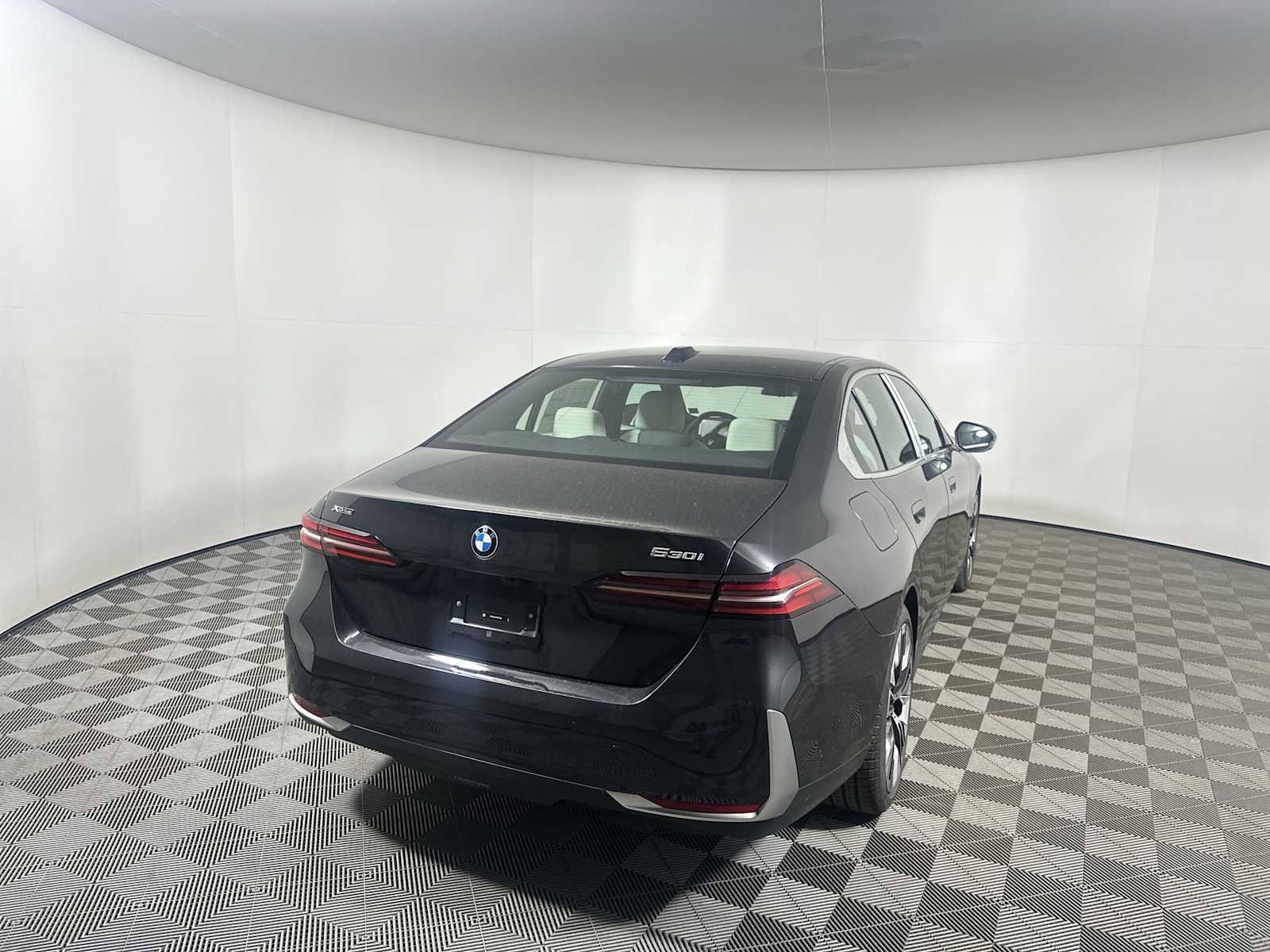 New 2026 BMW 530i xDrive image 9