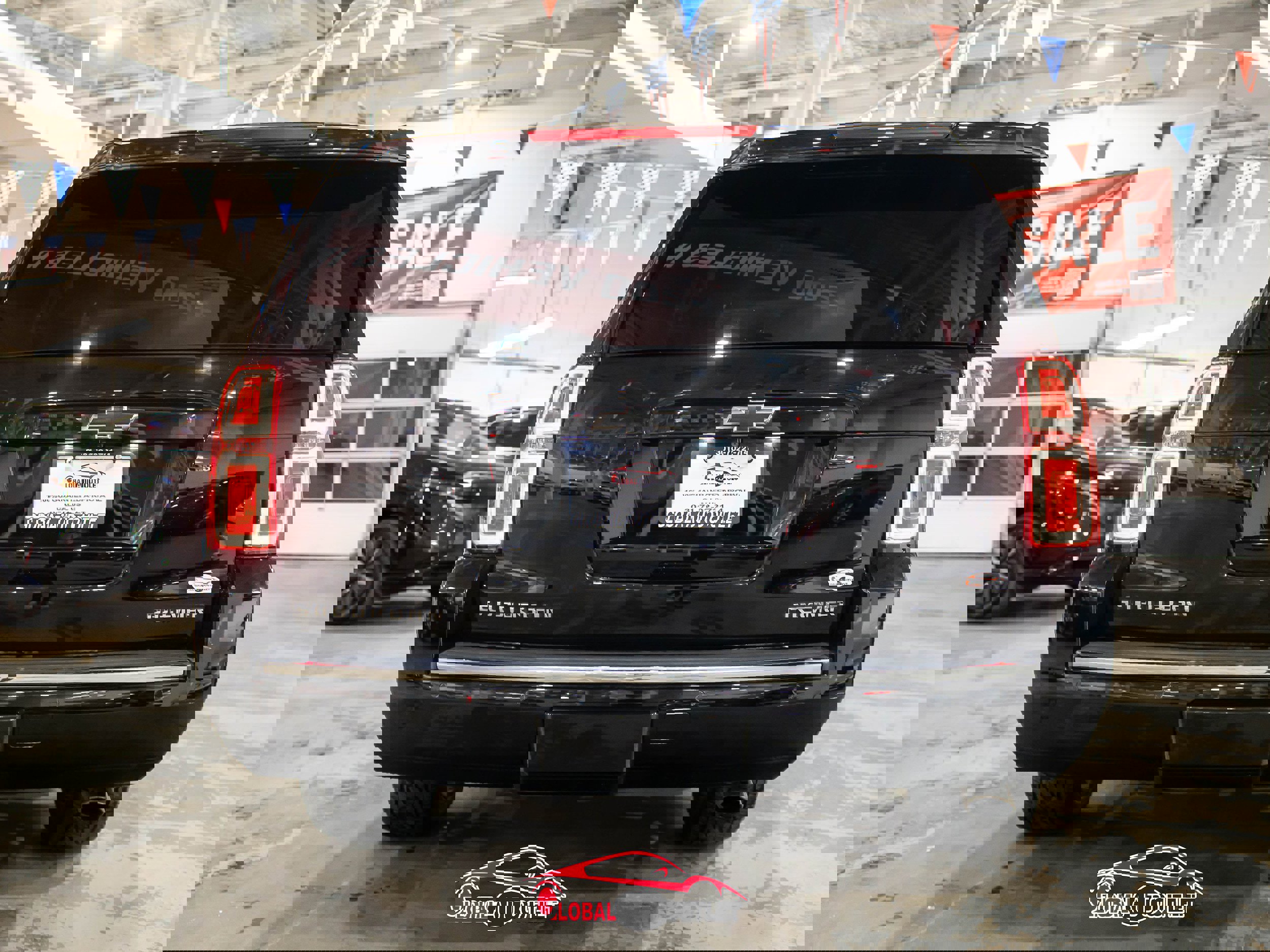 Used 2019 Chevrolet Suburban Premier w/ Premier Plus Edition image 6