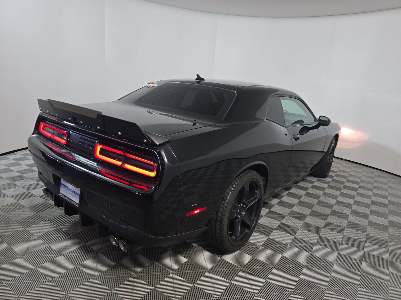 Used 2018 Dodge Challenger R/T w/ Blacktop Package RWD image 6
