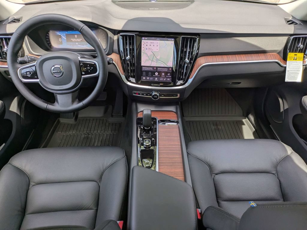 New 2026 Volvo V60 B5 Cross Country Plus w/ Protection Package Premier AWD/4WD image 15