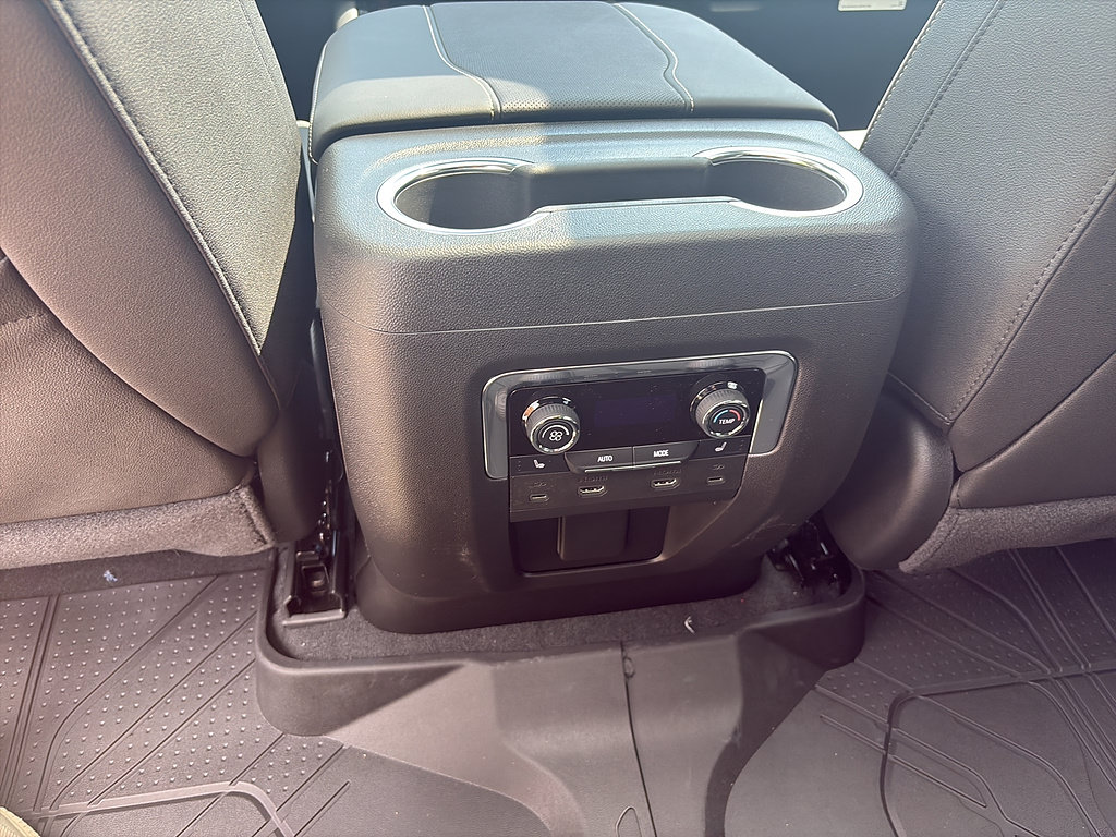 New 2026 Chevrolet Tahoe Premier AWD/4WD image 11