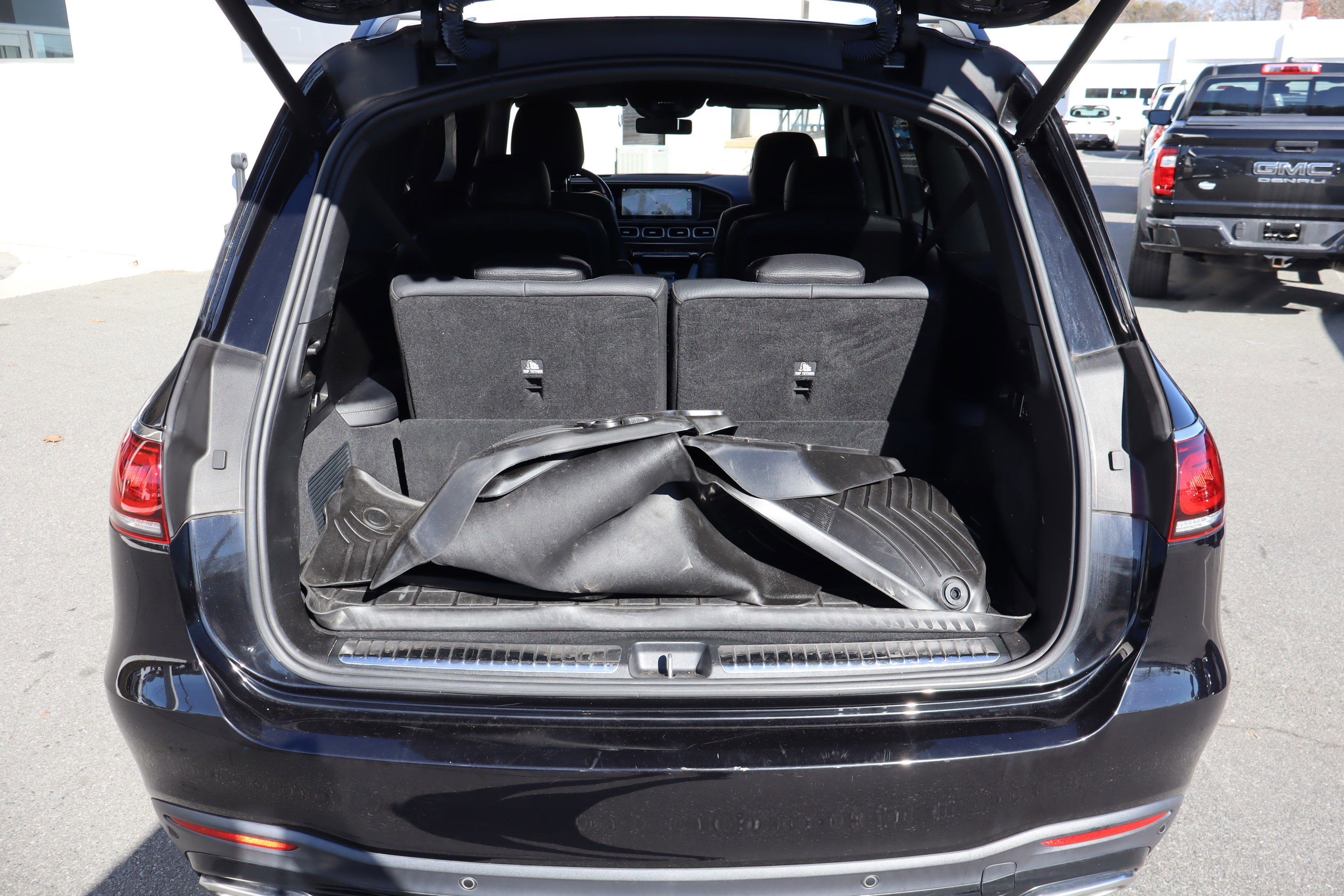 Used 2021 Mercedes-Benz GLS 580 4MATIC image 36