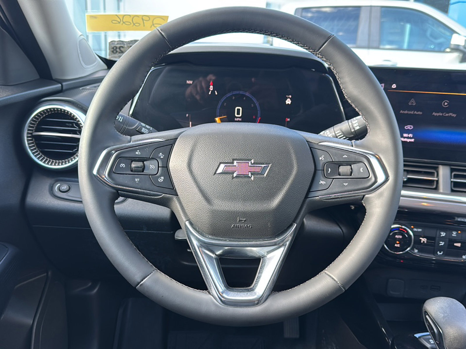 Used 2024 Chevrolet Trax ACTIV w/ Driver Confidence Package image 2