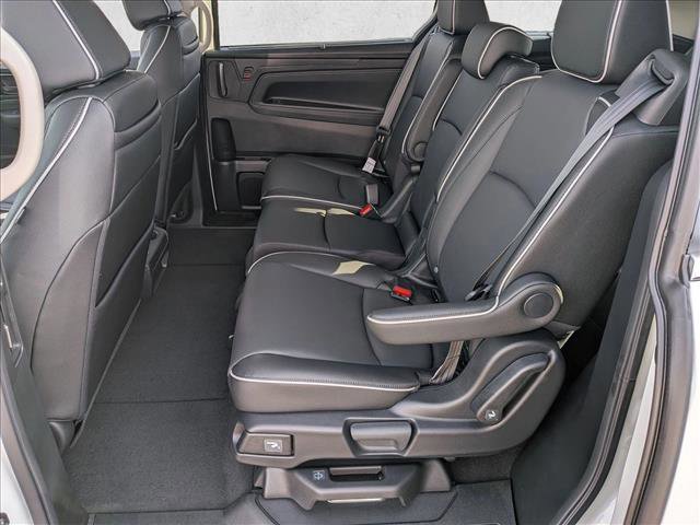 New 2026 Honda Odyssey Touring image 15