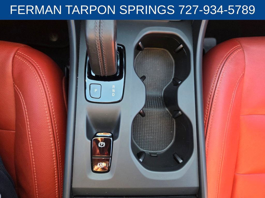 Used 2020 Volvo XC40 T5 Momentum w/ Premium Package image 26