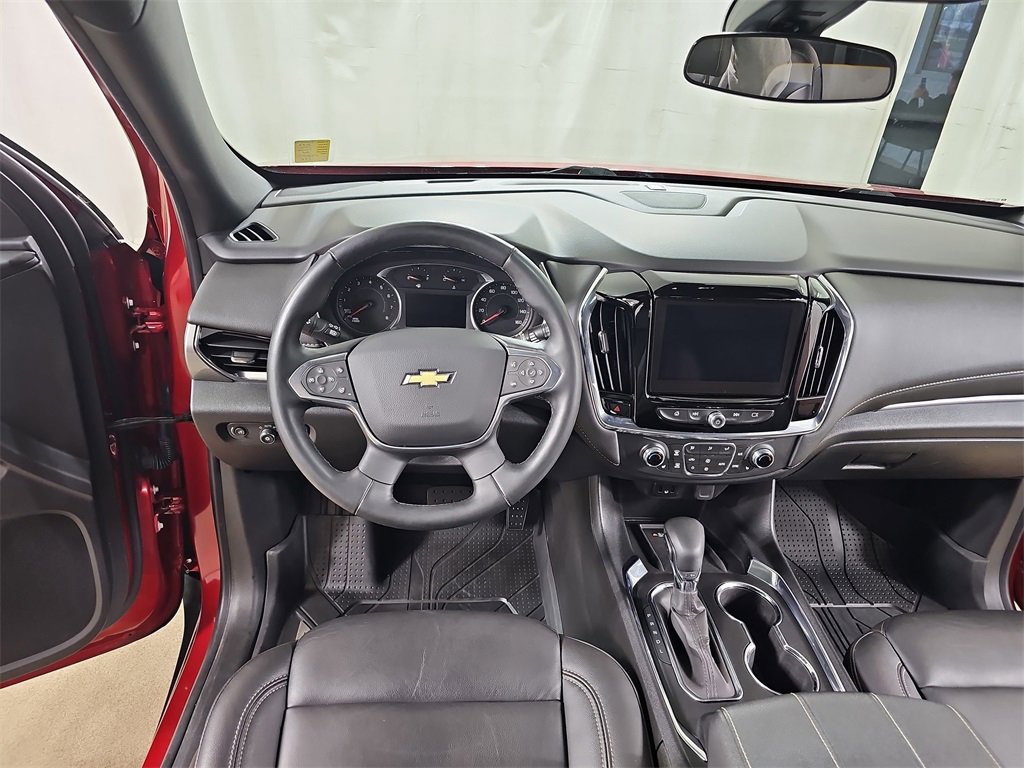 Certified 2023 Chevrolet Traverse LT w/ LPO, Floor Liner Package image 26