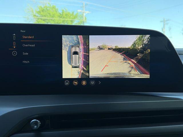 Certified 2026 Cadillac Vistiq Luxury AWD/4WD image 24