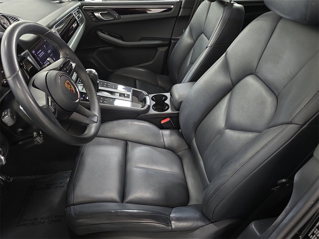 Used 2023 Porsche Macan image 5