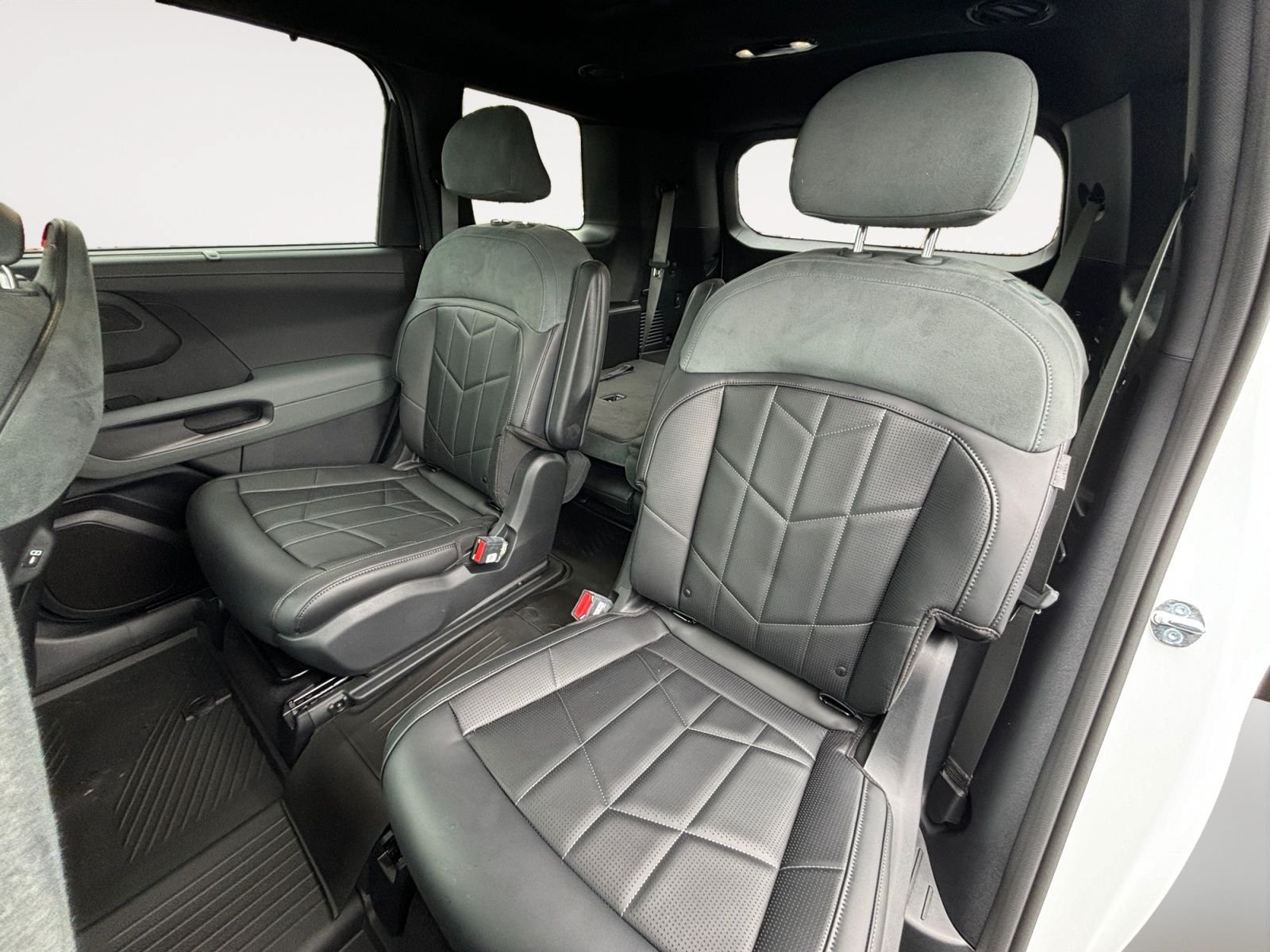New 2027 Kia Telluride SX Prestige X-Pro AWD/4WD image 13