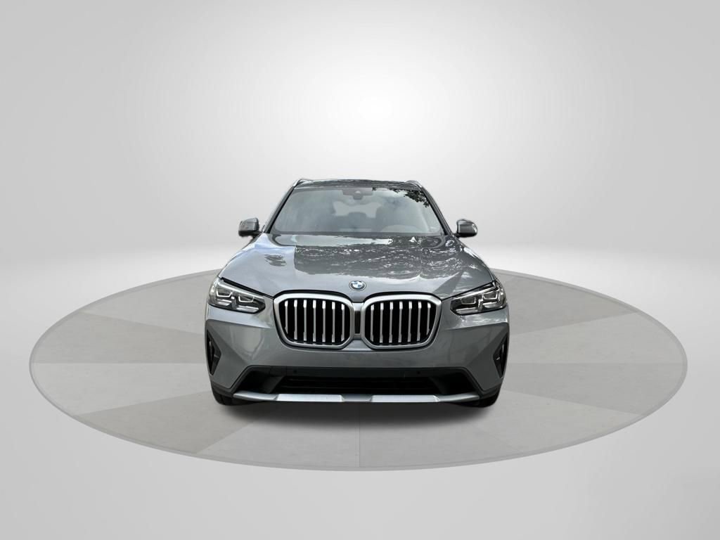 Used 2024 BMW X3 sDrive30i RWD image 2