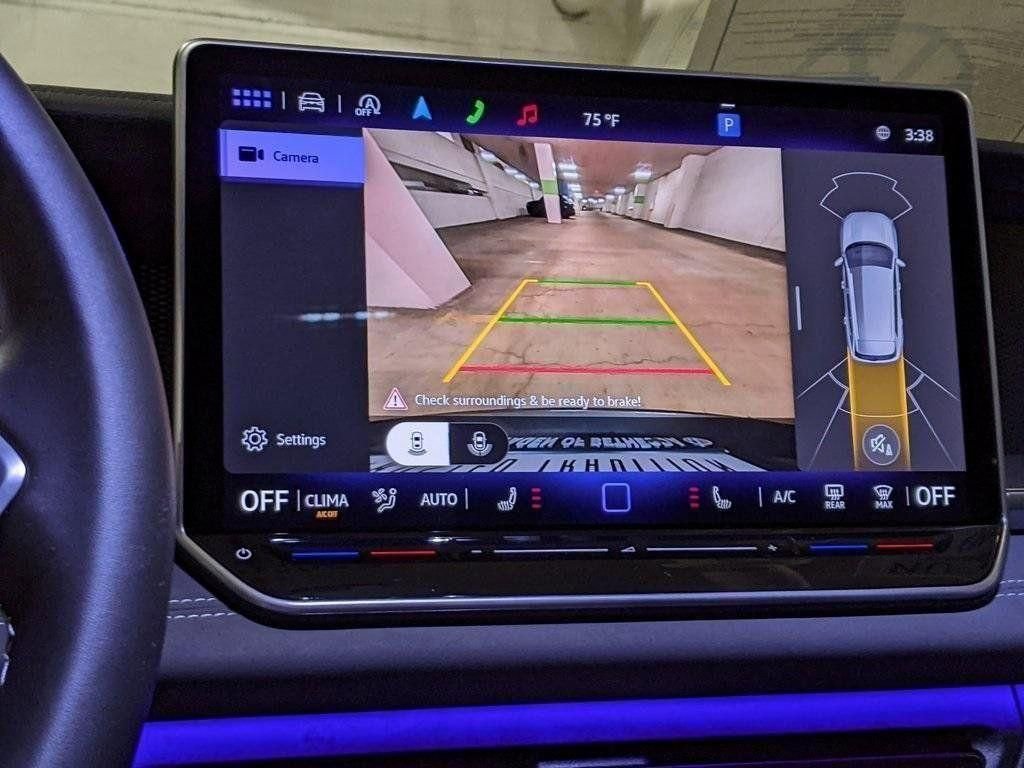 New 2026 Volkswagen Tiguan SE AWD/4WD image 16