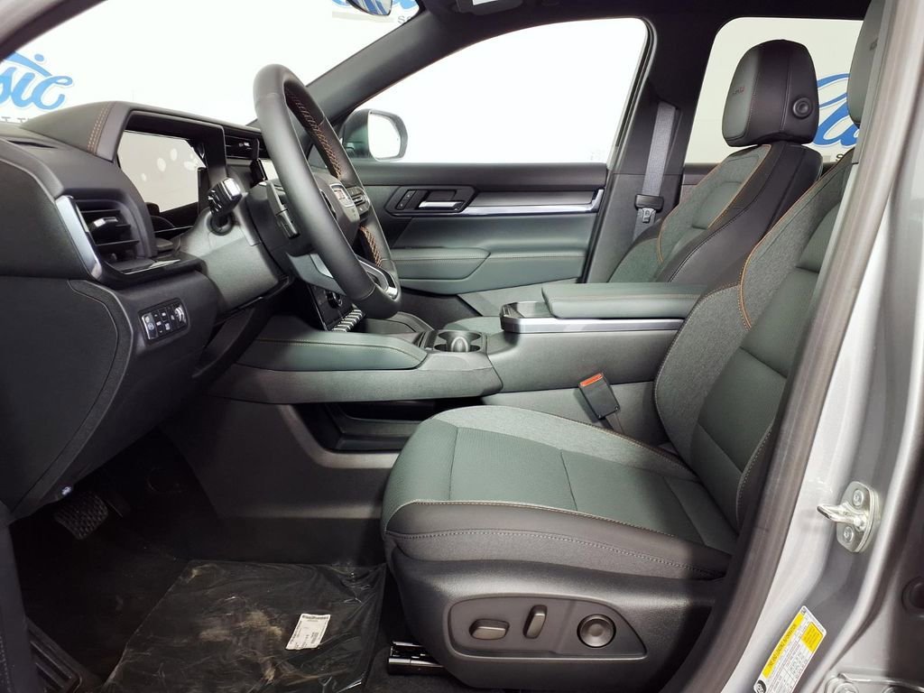 New 2026 GMC Terrain AT4 AWD/4WD image 7