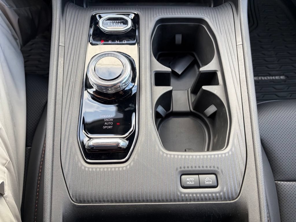 New 2026 Jeep Cherokee Limited AWD/4WD image 41