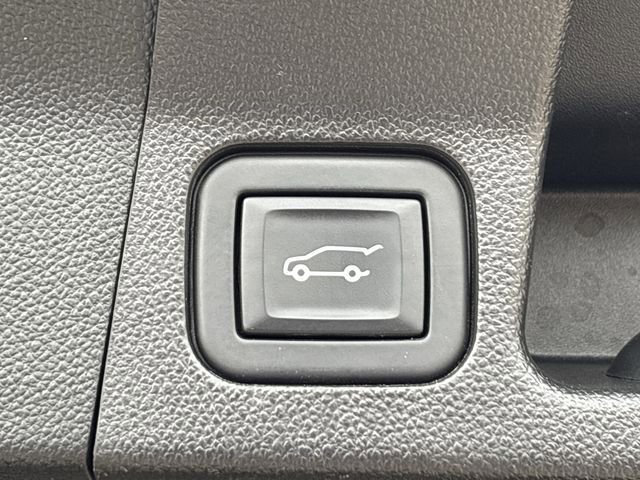 Used 2021 GMC Acadia SLT w/ Elevation Edition FWD image 33