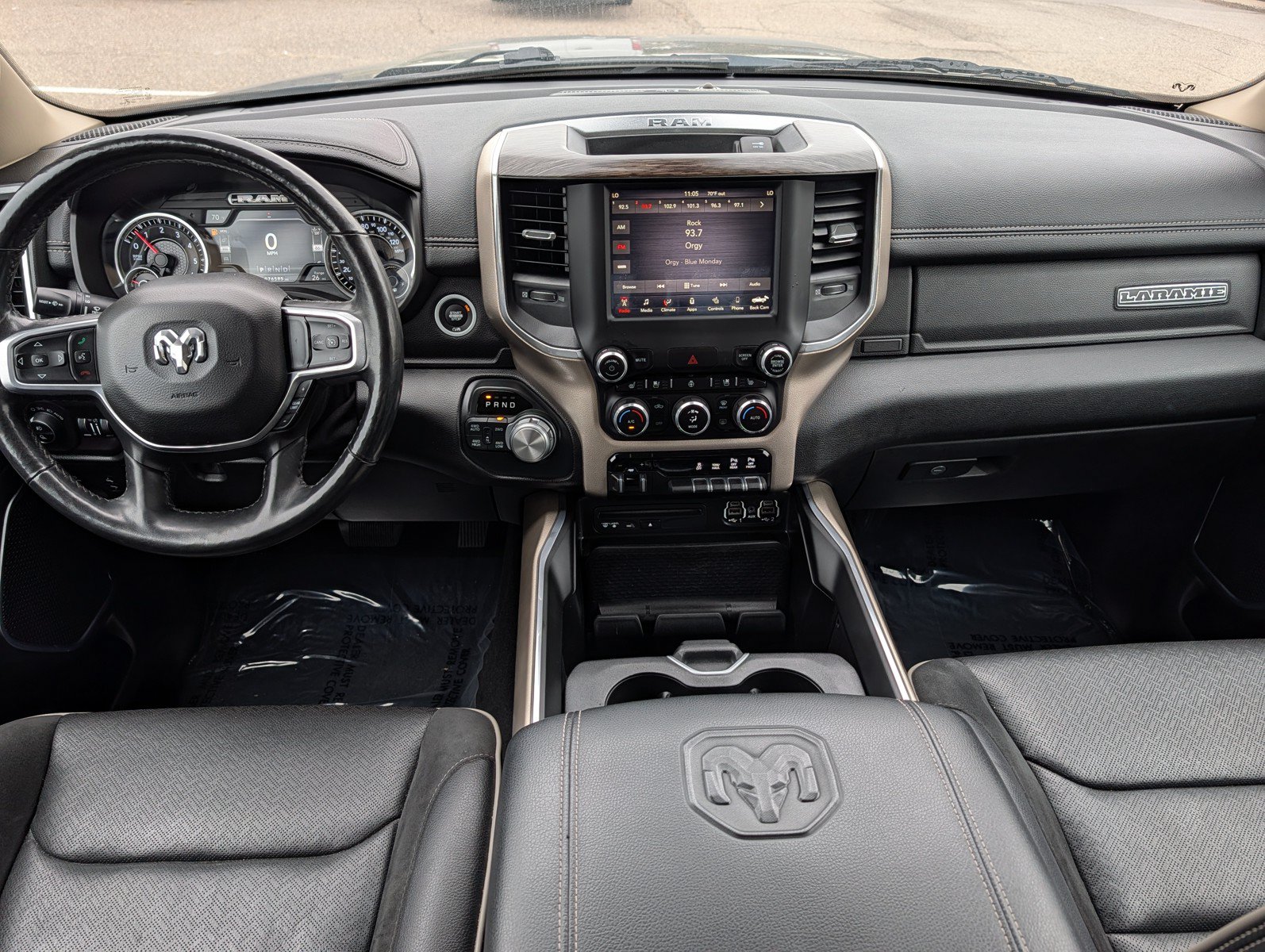 Used 2019 RAM 1500 Laramie AWD/4WD image 18