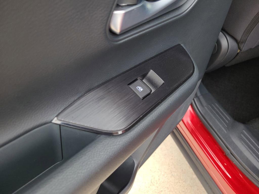 Certified 2025 Nissan Kicks SV FWD image 13
