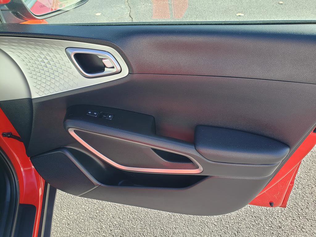 Used 2020 Kia Soul LX image 20
