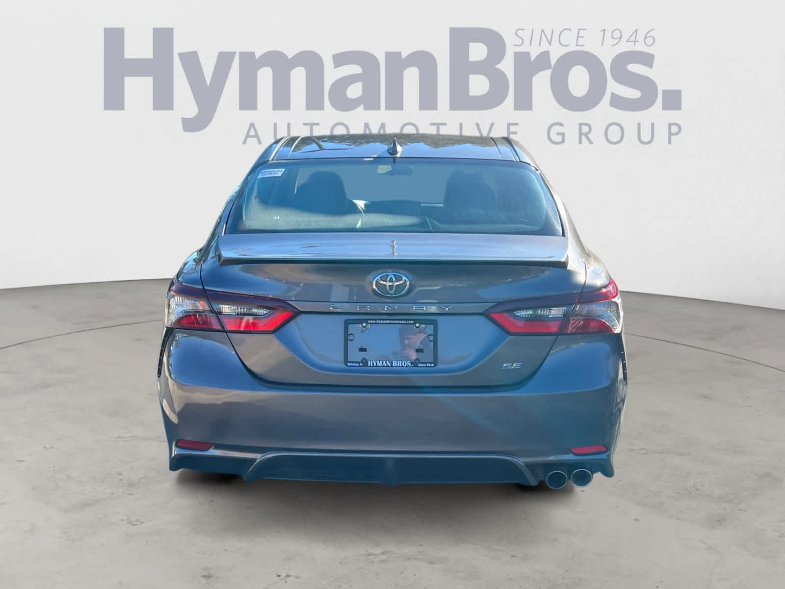 Used 2023 Toyota Camry SE FWD image 4