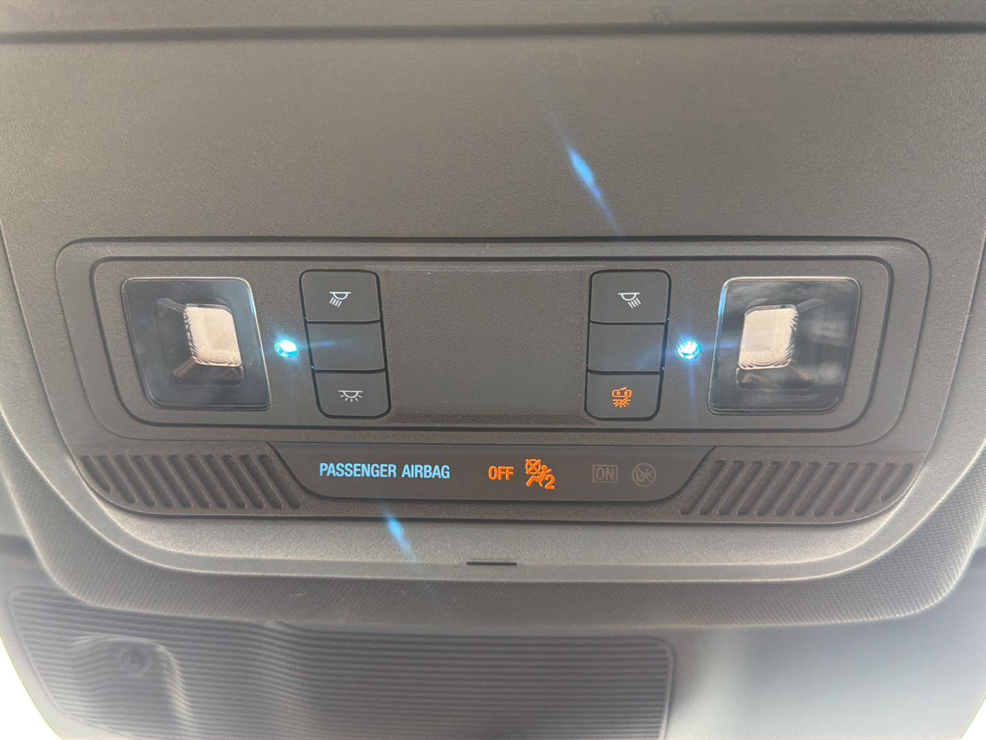 Used 2020 Ford Explorer XLT w/ Equipment Group 202A image 23