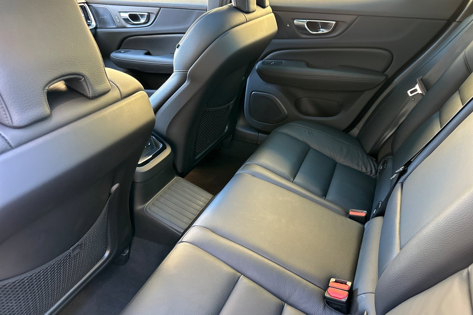 Used 2023 Volvo S60 T8 Plus w/ Climate Package image 12