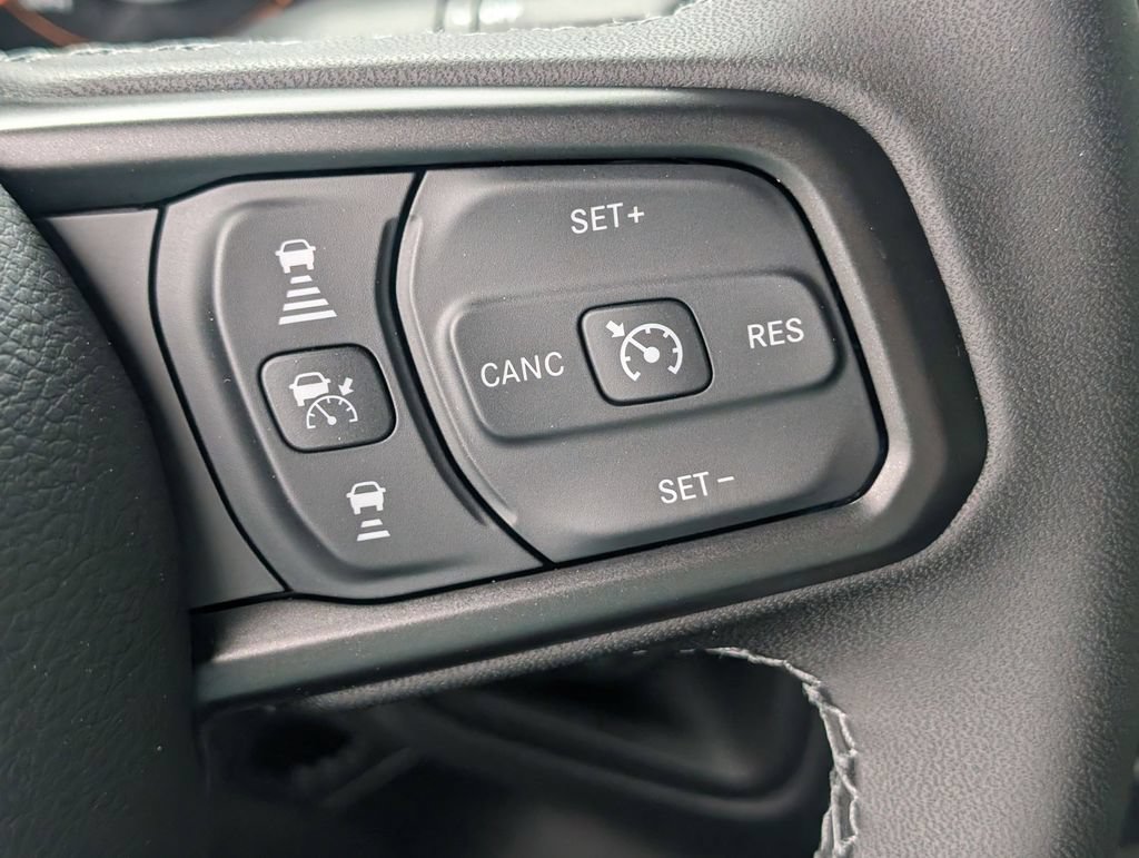 New 2026 Jeep Gladiator Mojave w/ Safety Group AWD/4WD image 15