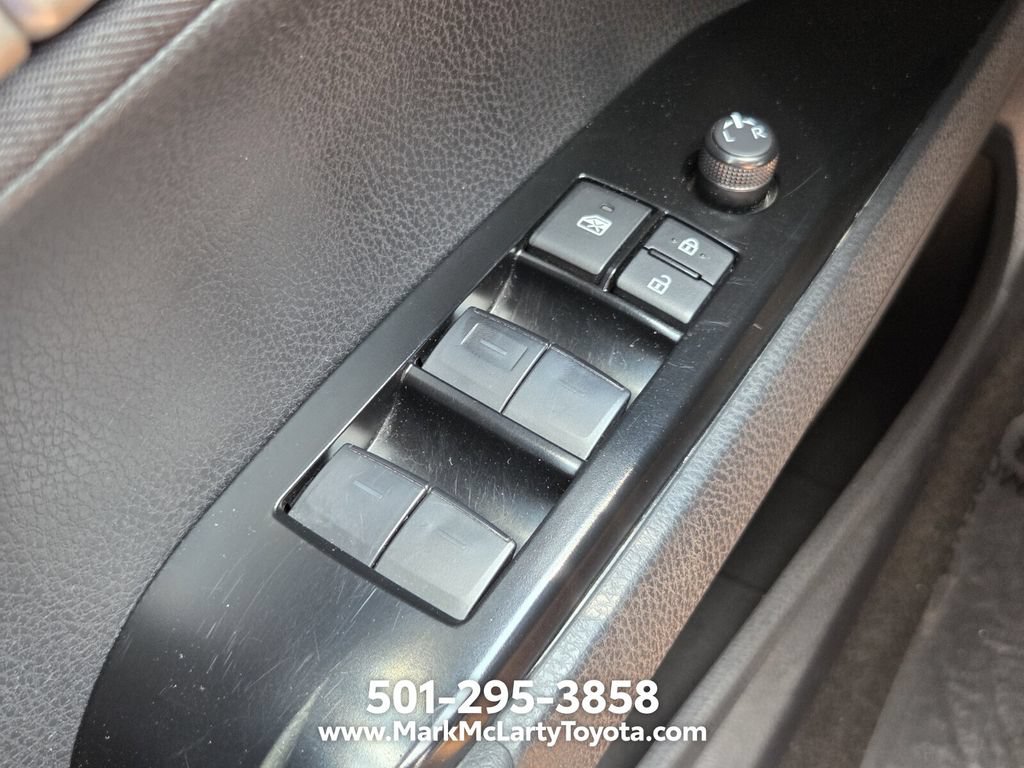 Used 2025 Toyota Camry LE FWD image 23