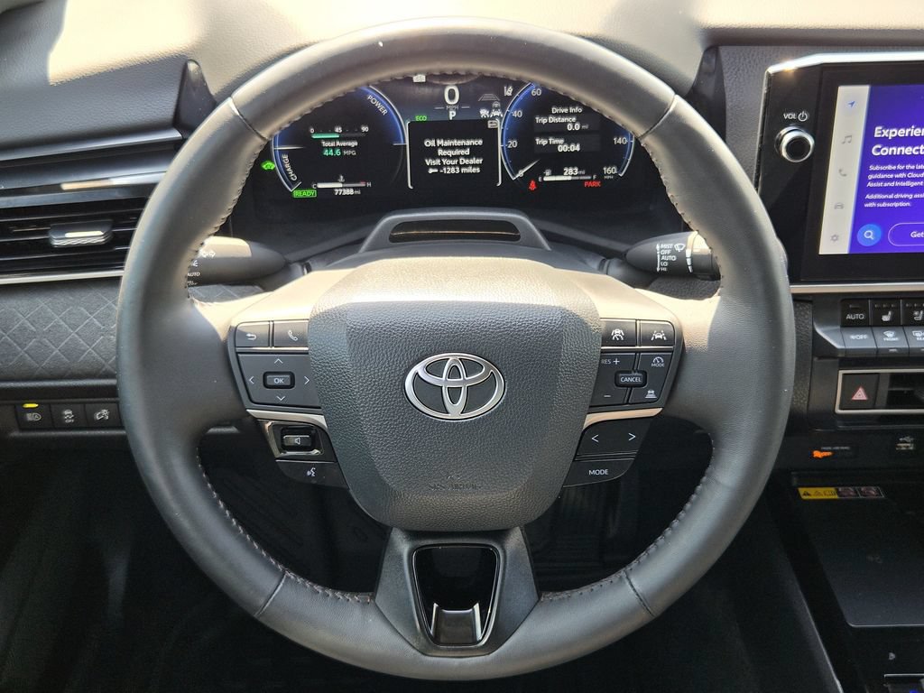 Used 2025 Toyota Camry XLE w/ Premium Plus Package FWD image 15