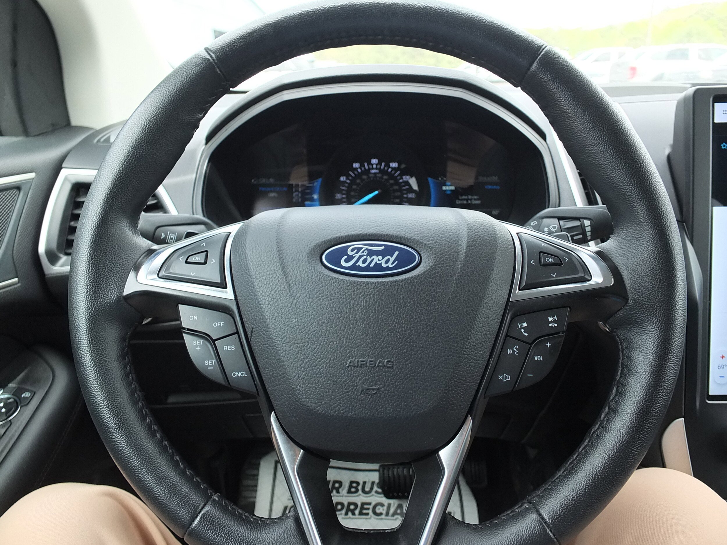 Used 2024 Ford Edge SEL w/ Convenience Package AWD/4WD image 21