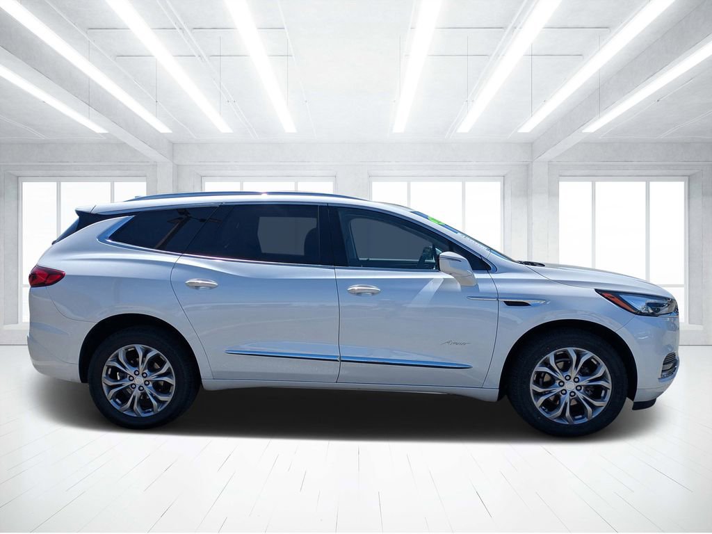 Used 2021 Buick Enclave Avenir w/ Avenir Technology Package AWD/4WD image 2
