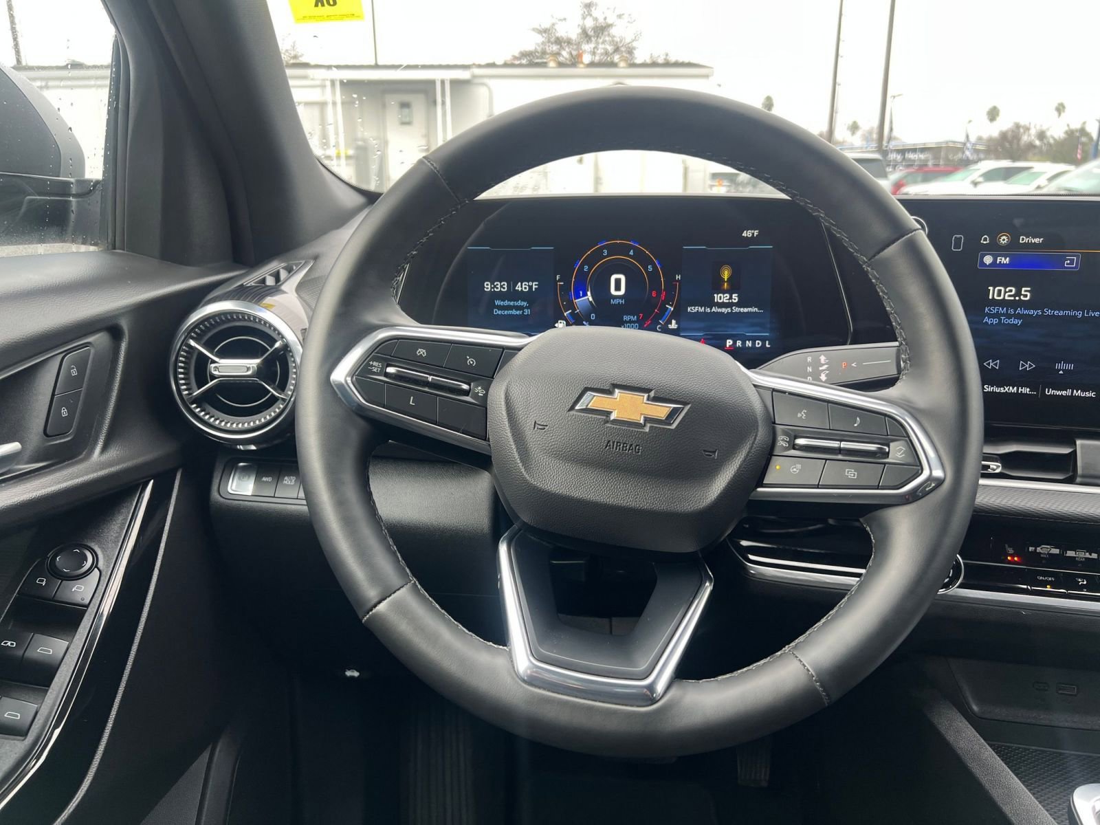 Used 2025 Chevrolet Equinox LT AWD/4WD image 34