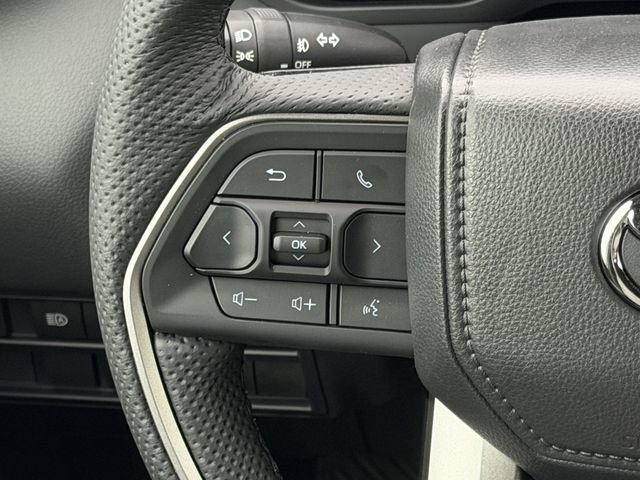 Used 2026 Toyota Tundra Limited image 15