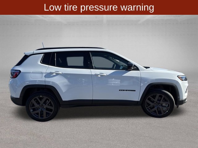 New 2026 Jeep Compass Latitude AWD/4WD image 11