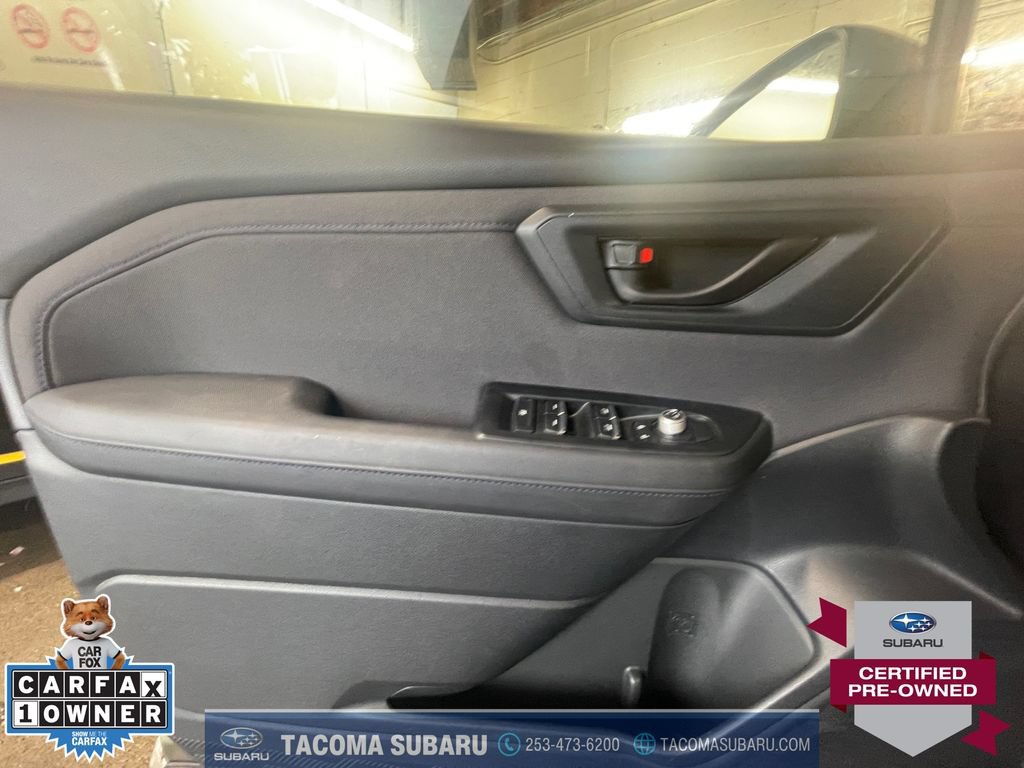 Used 2025 Subaru Forester Premium AWD/4WD image 11