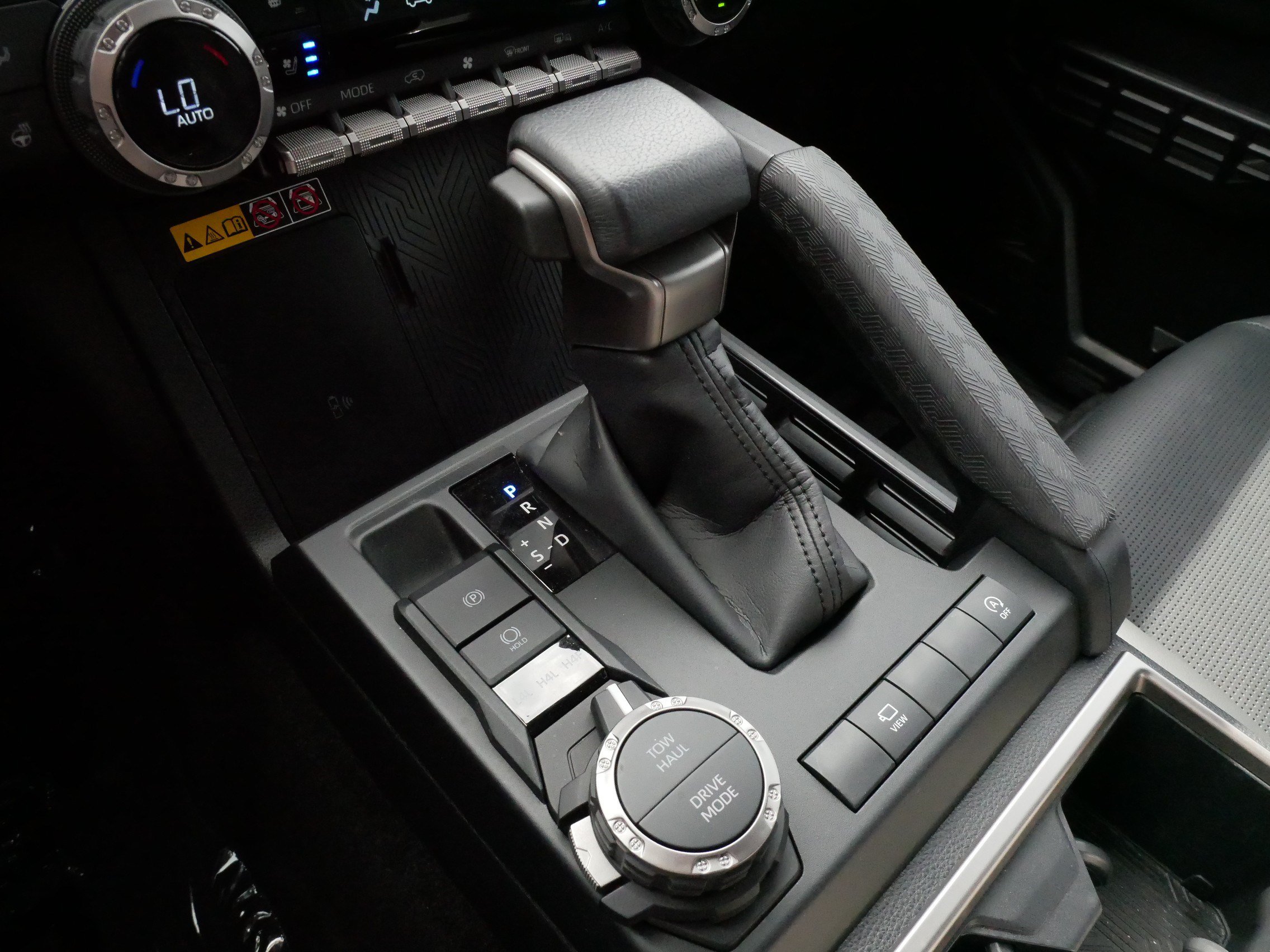Certified 2025 Toyota 4Runner Limited AWD/4WD image 24