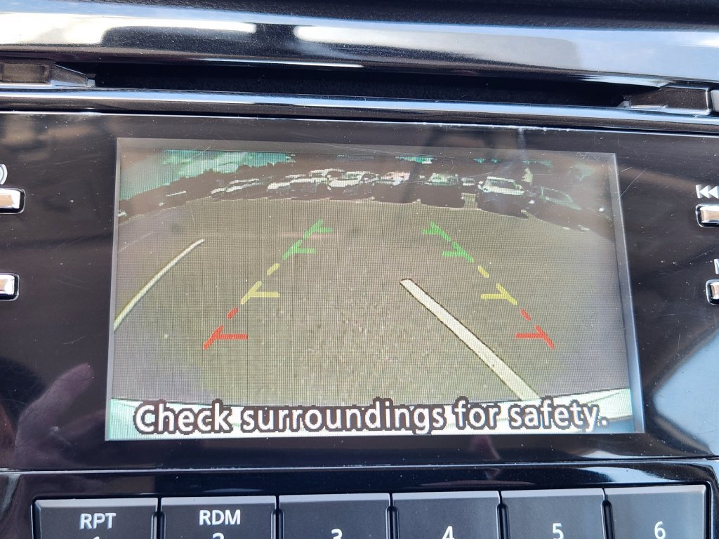 Used 2017 Nissan Rogue S AWD/4WD image 14