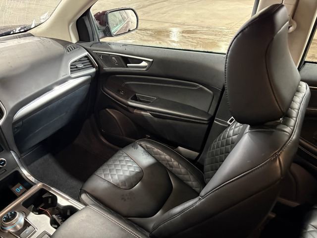 Used 2024 Ford Edge Titanium image 22