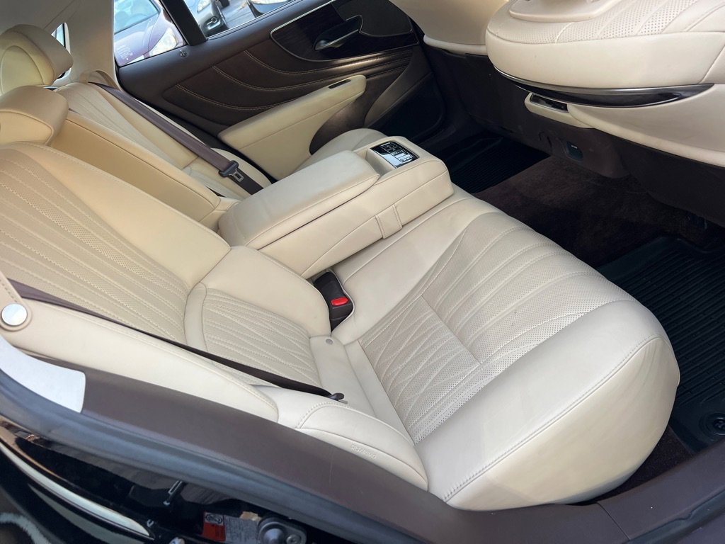 Used 2020 Lexus LS 500 AWD image 16