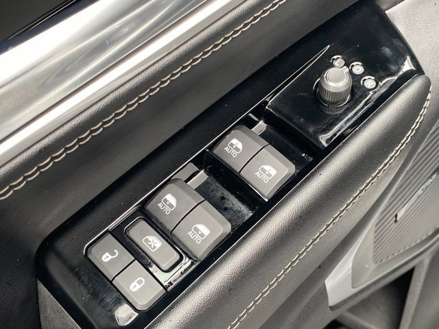 Used 2023 Jeep Wagoneer Series III w/ Preferred Equipment Group image 23