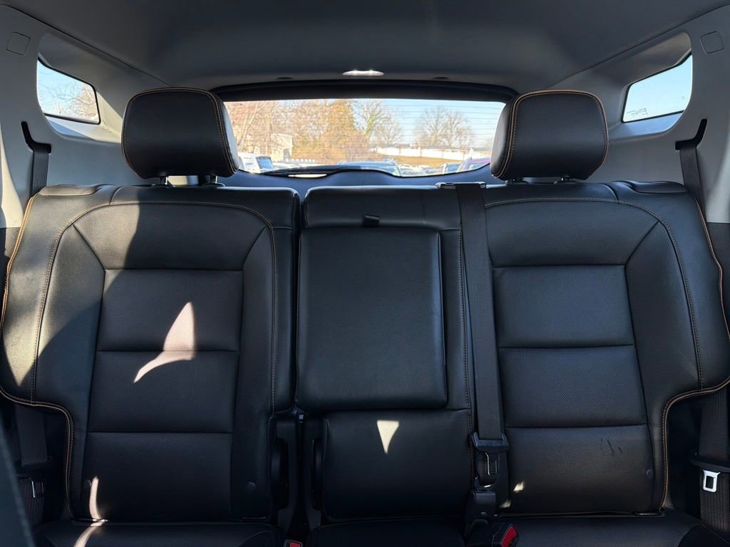 Used 2023 GMC Terrain AT4 AWD/4WD image 36