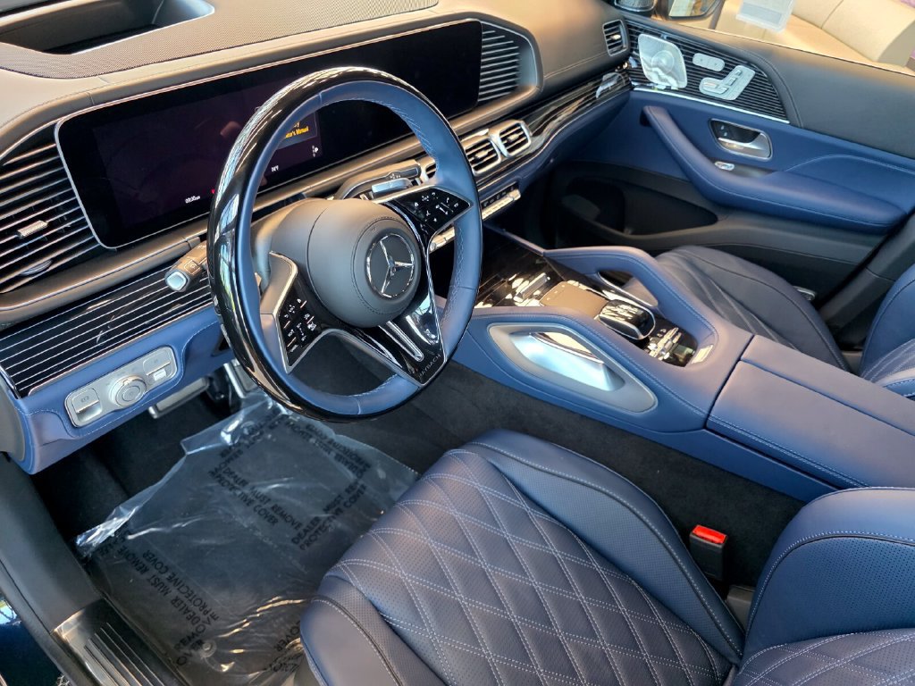 New 2026 Mercedes-Benz Maybach GLS 600 4MATIC image 7