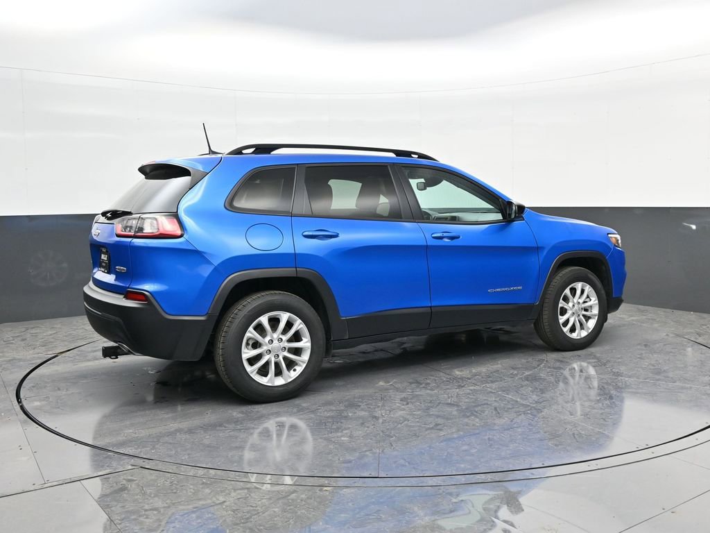Used 2022 Jeep Cherokee Latitude Lux w/ Sun & Sound Group image 7