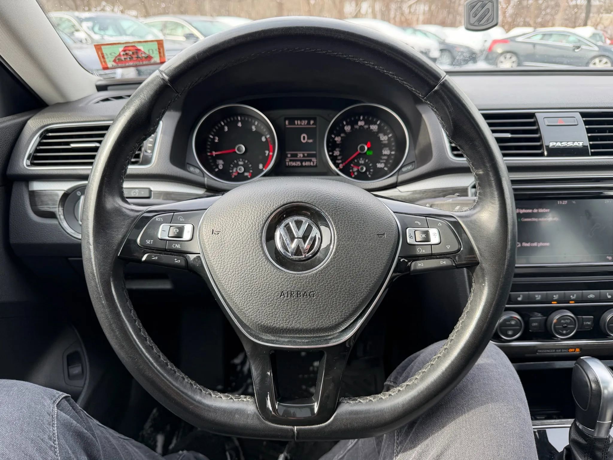 Used 2018 Volkswagen Passat 2.0T SE image 13