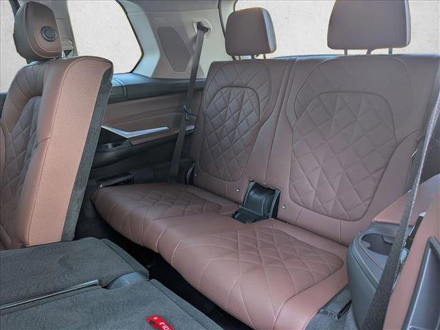 Certified 2024 BMW X7 xDrive40i image 20