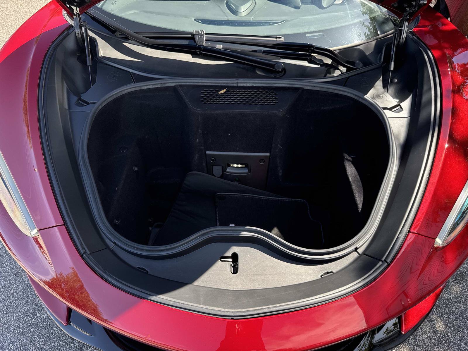 Used 2020 McLaren GT RWD image 25