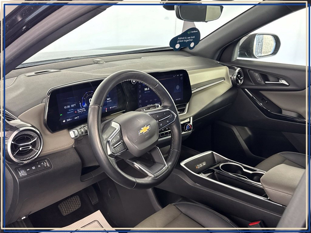 Certified 2025 Chevrolet Equinox LT w/ Convenience Package II AWD/4WD image 17