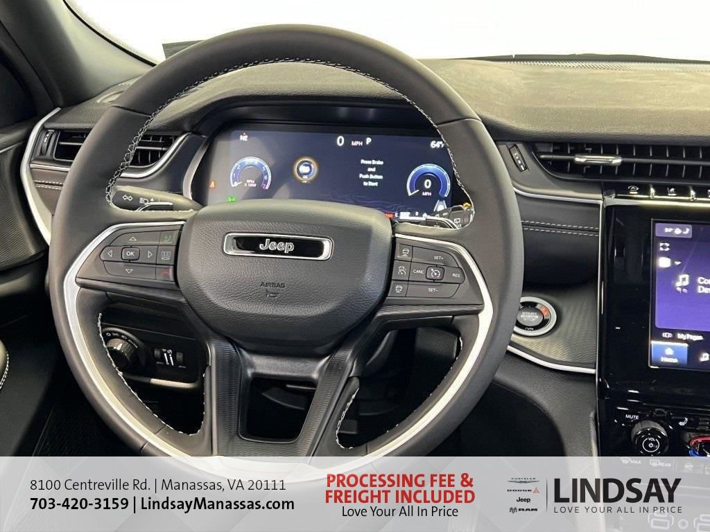 New 2025 Jeep Grand Cherokee L Laredo w/ Luxury Tech Group I AWD/4WD image 18