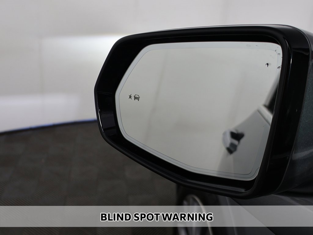 Used 2023 Cadillac XT6 Premium Luxury w/ Technology Package image 8