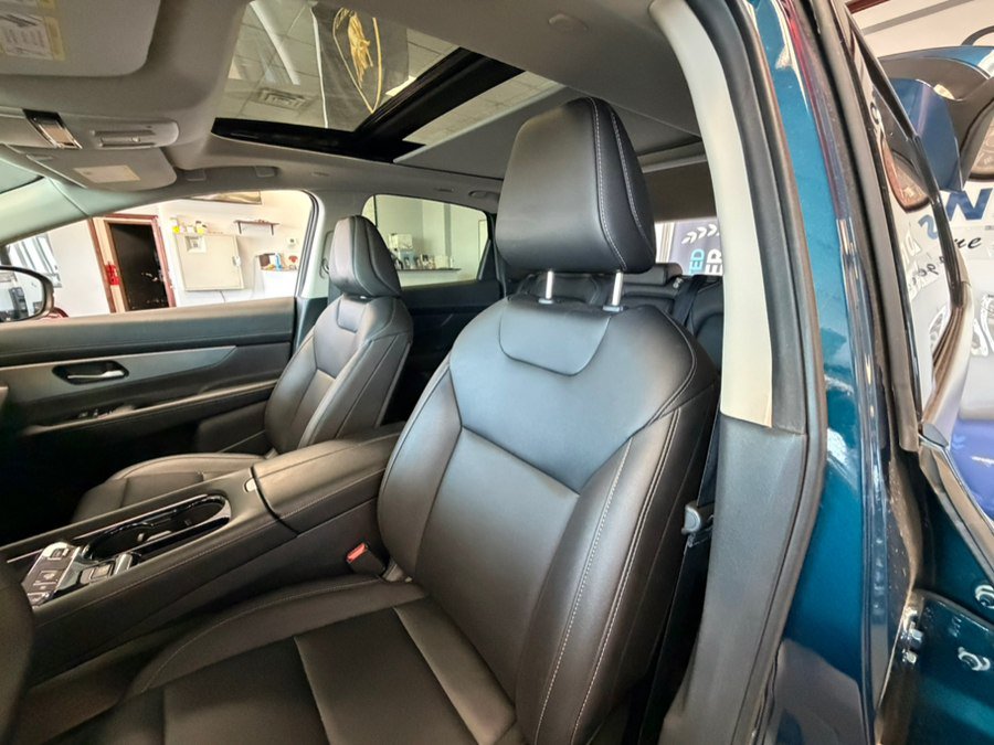 Used 2025 Nissan Murano SL w/ Cargo Package AWD/4WD image 23